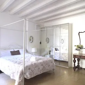Academia Hotel apartamentowy